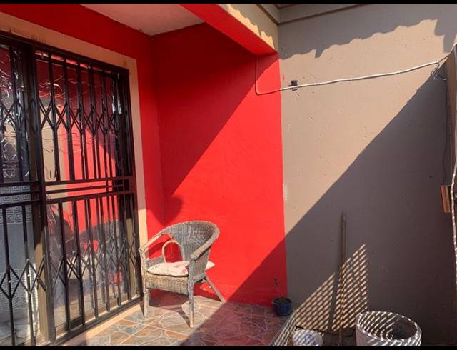 3 BEDROOM HOUSE FOR SALE IN FLEURHOF